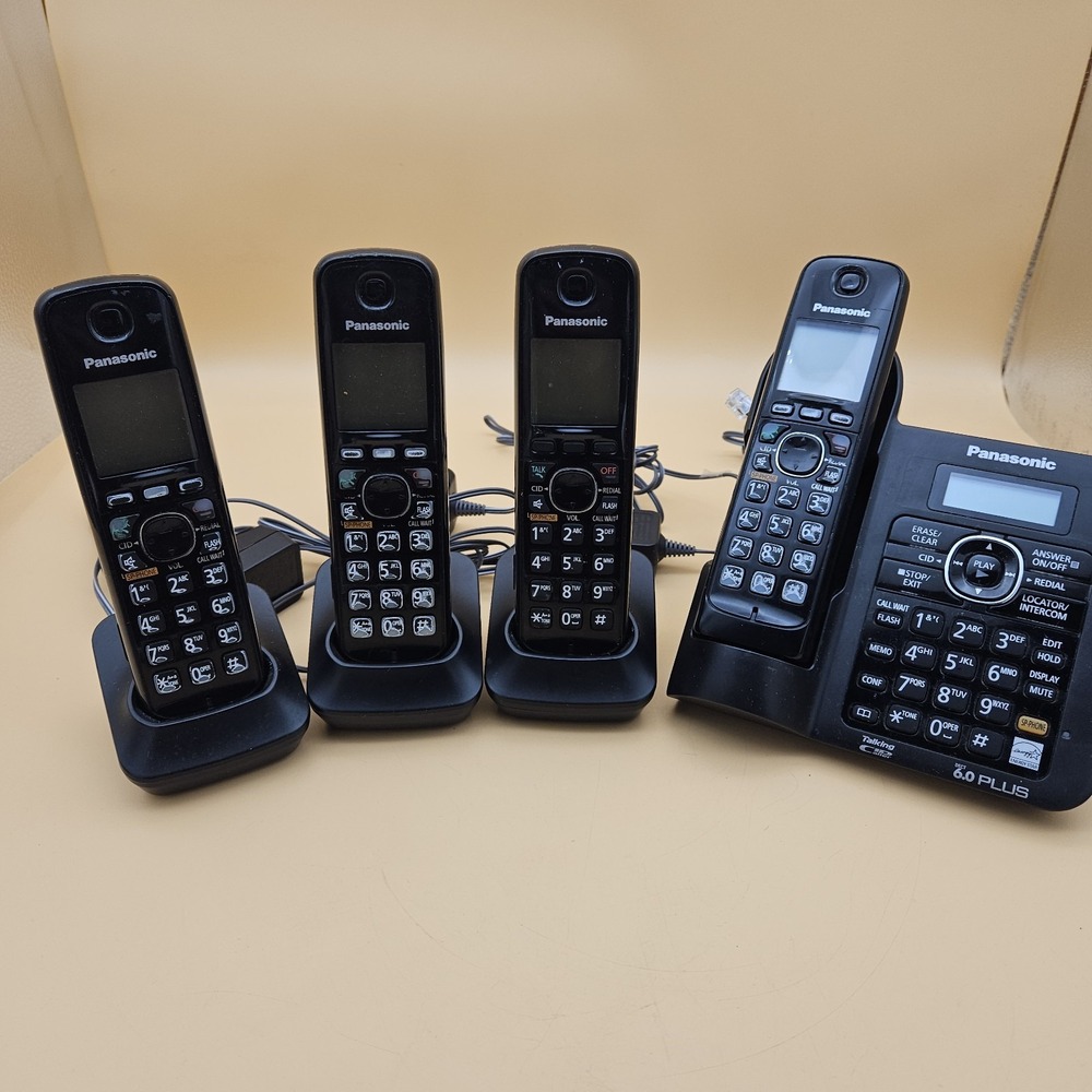 Panasonic KX-TG6641 Cordless Phone System Answering Machine 4 Handsets DECT 6.0+